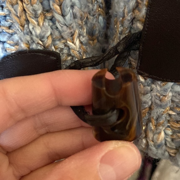 Vintage hooded cardigan with toggle buttons - Picture 5 of 8